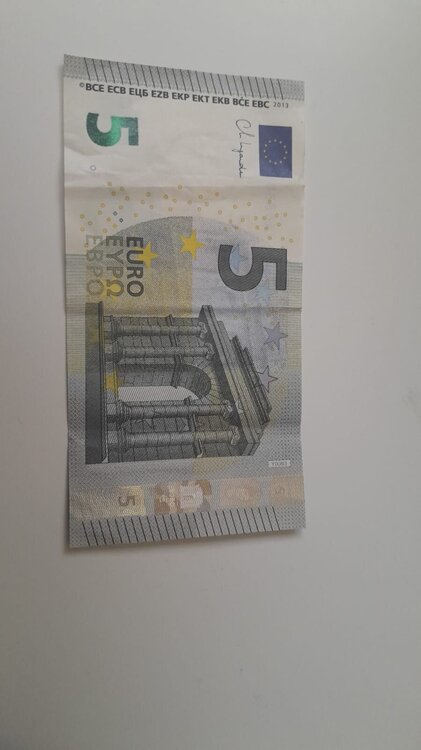 fronte 5 euro.jpeg