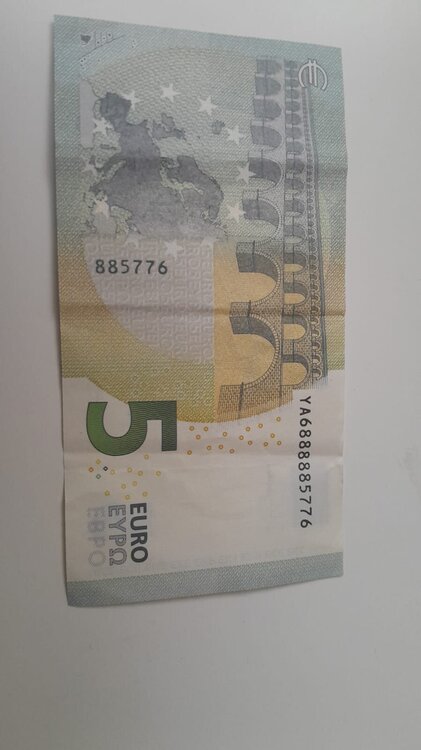 seriale 5 euro.jpeg
