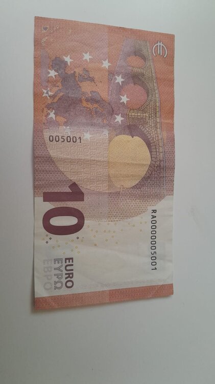 seriale dieci euro.jpeg