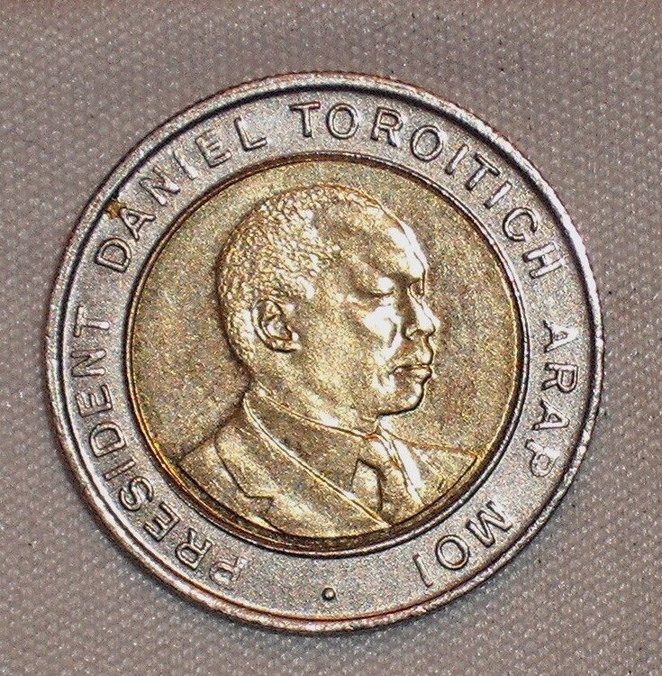 5 shillings 1997 r.JPG