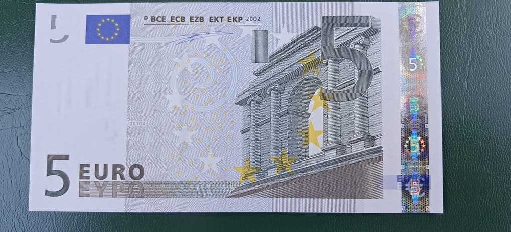 €5.jpg